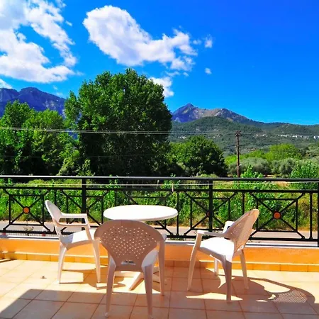 Room In Studio - Hotel Georgia - Vibrant Room In Golden Beach In Thassos Island Chrisi Ammoudia