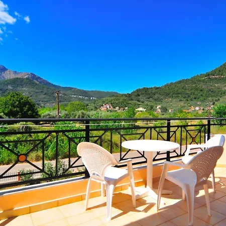 Gasthof Room In Studio - Hotel Georgia - Vibrant Room In Golden Beach In Thassos Island *