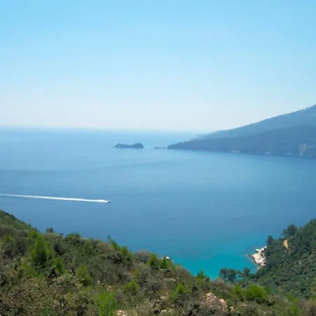 Room In Studio - Hotel Georgia - Vibrant Room In Golden Beach In Thassos Island Affittacamere